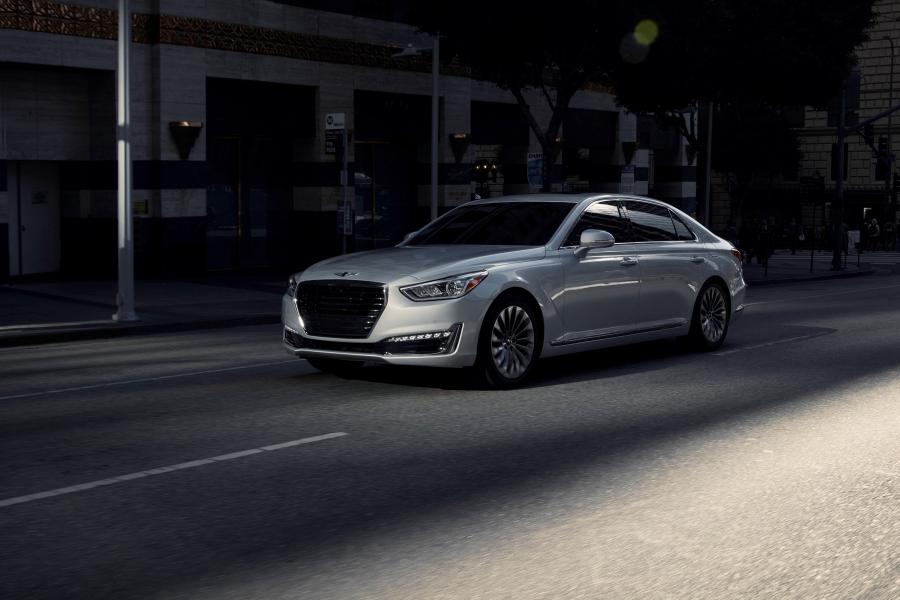  Genesis G90 (HI) 2016 года  (NA) (фото 30 из 60)